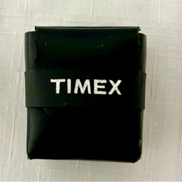 Timex~Mini Alarm Clock - Picture 14 of 14